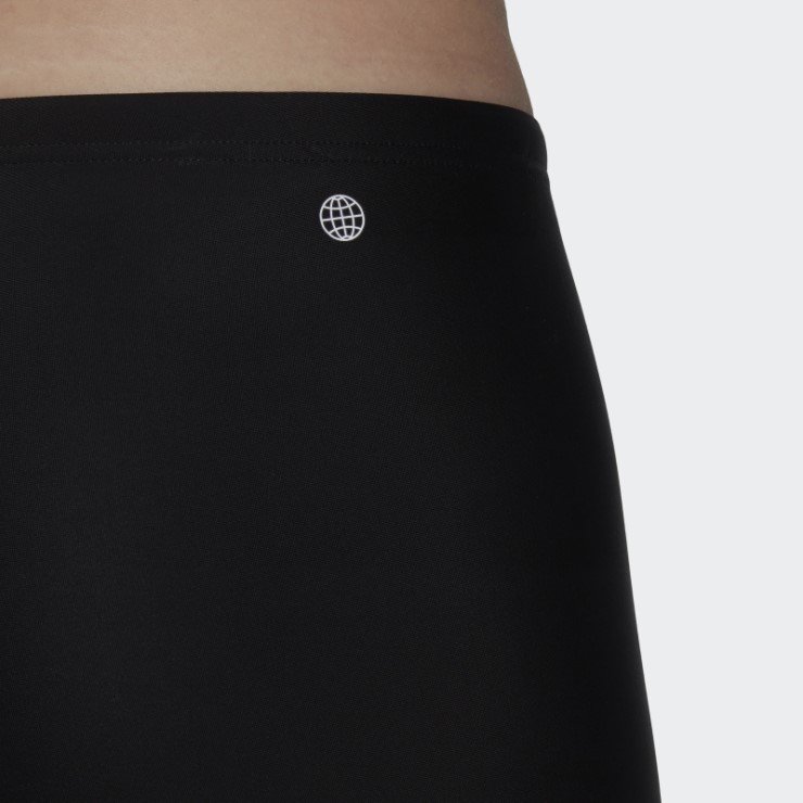 Bañadores Negros Con La Marca Adidas