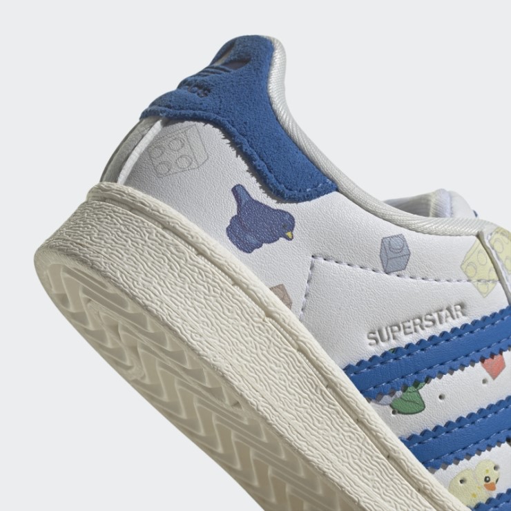 Zapatillas Adidas Superstar X Lego Blancas