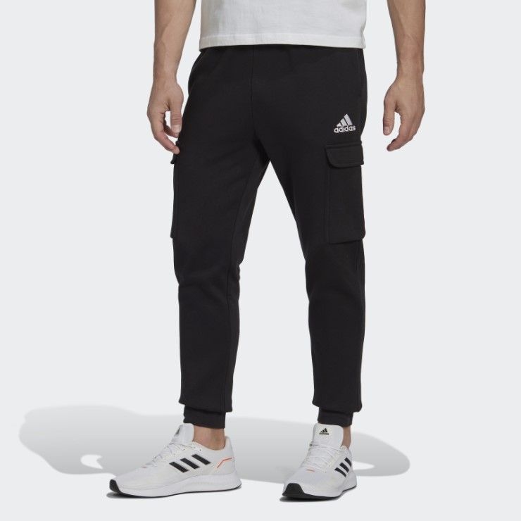 Pantalón Cargo Essentials Fleece Regular Tapered Negro Adidas