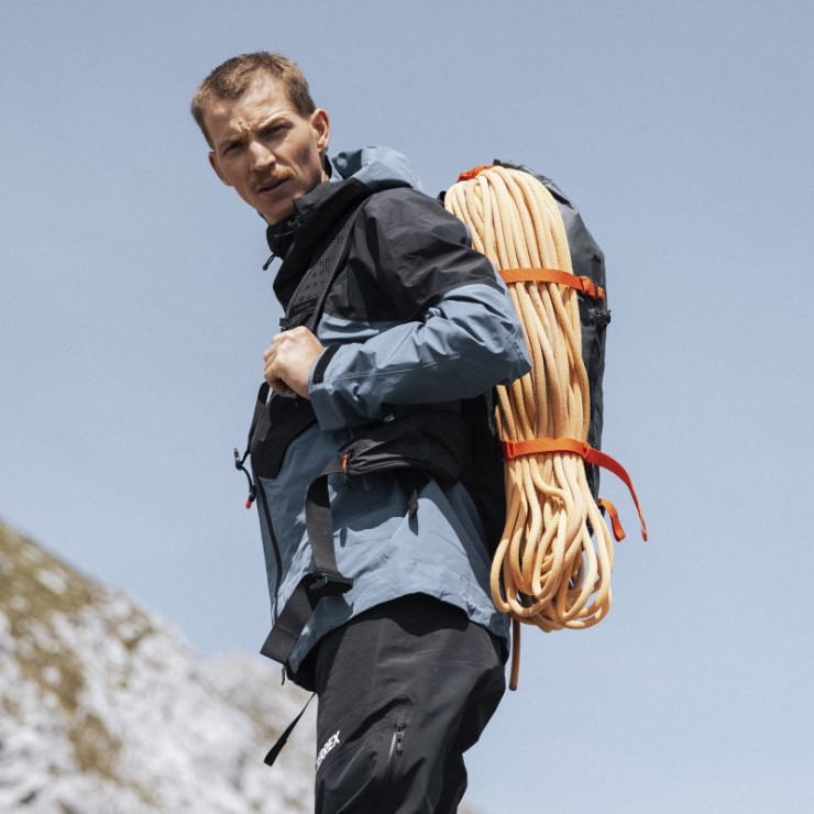 Chaqueta Terrex Techrock Gore-tex Pro Acero Adidas