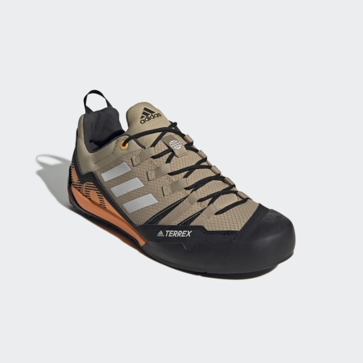 Adidas Terrex Swift Solo Zapatillas De Aproximación En Tono Beige