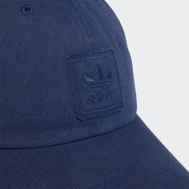 Gorra Con Correa En La Parte Posterior De Adidas índigo Noche