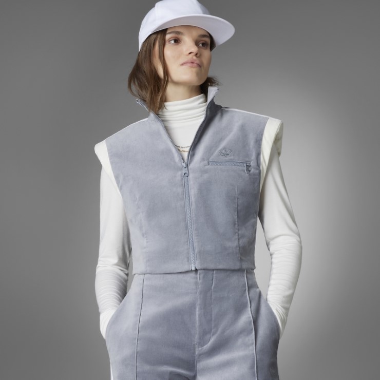 Top Gris Azul Versión Challenger Adidas