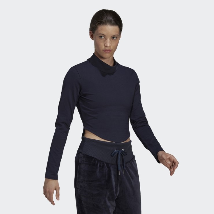 Camiseta Adidas Ink Holidayz Con Cuello Alto