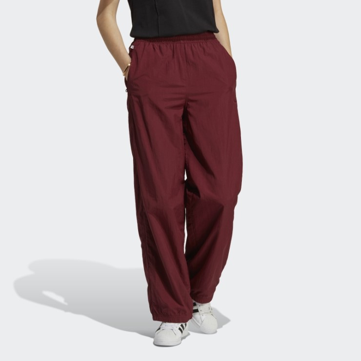 Pantalones De Chándal De Nylon Premium Essentials Rojo Adidas