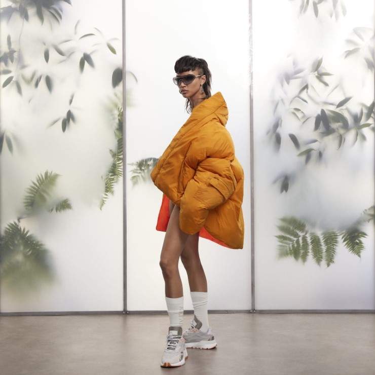 Chaqueta Acolchada De Nailon Ligero Naranja Adidas Focus (todos Los Géneros)