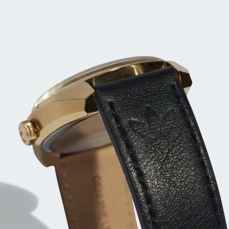 Edición Uno Reloj Adidas Oro Metalizado