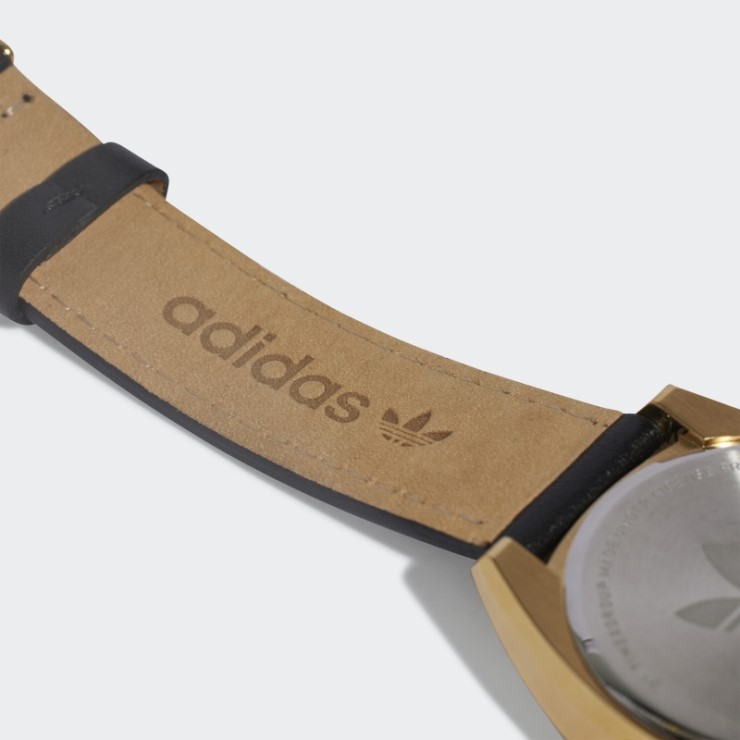 Edición Uno Reloj Adidas Oro Metalizado