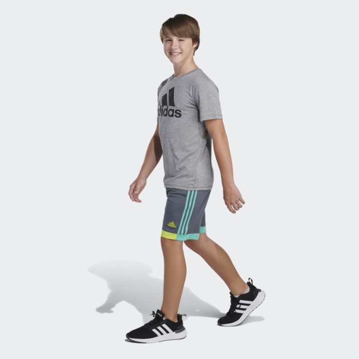 Pantalón Corto Winner Adidas Gris Verde