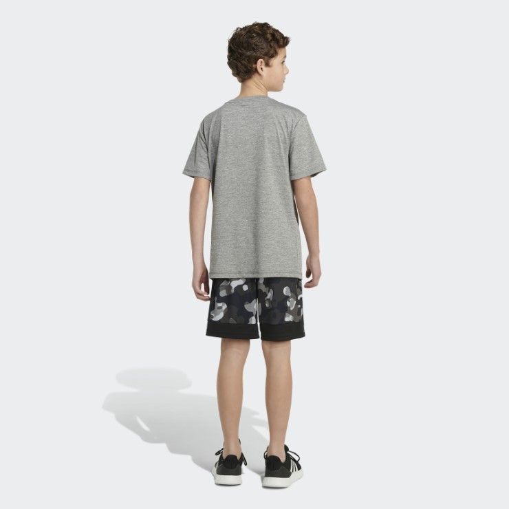 Adidas Shorts Negros Con Estampado Central De Camuflaje