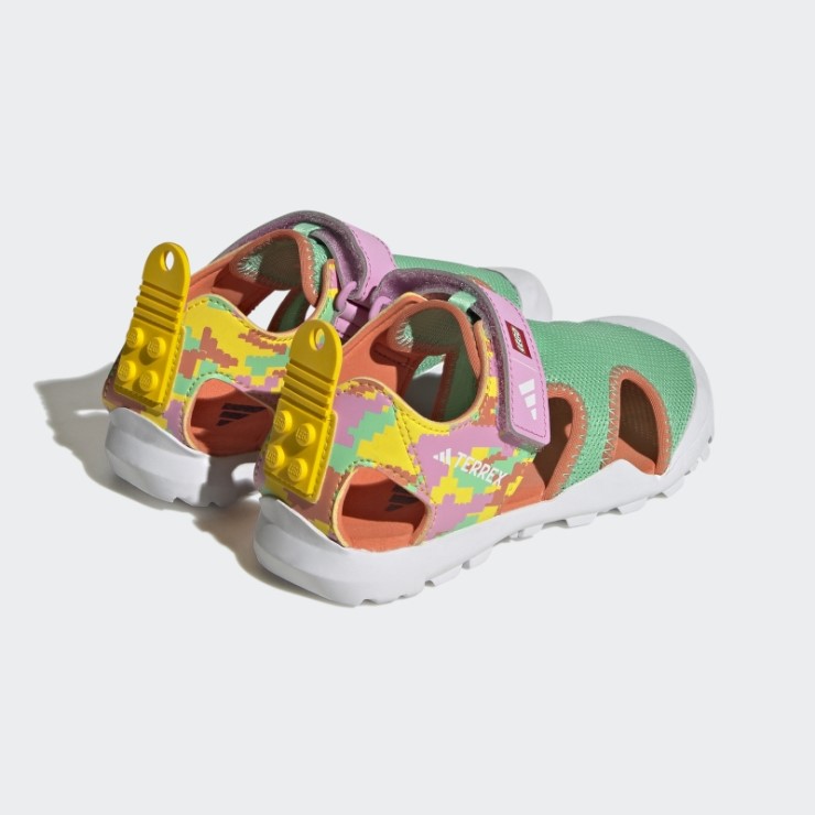 Sandalias Terrex X Lego Captain Toey Con Brillo Verde Adidas