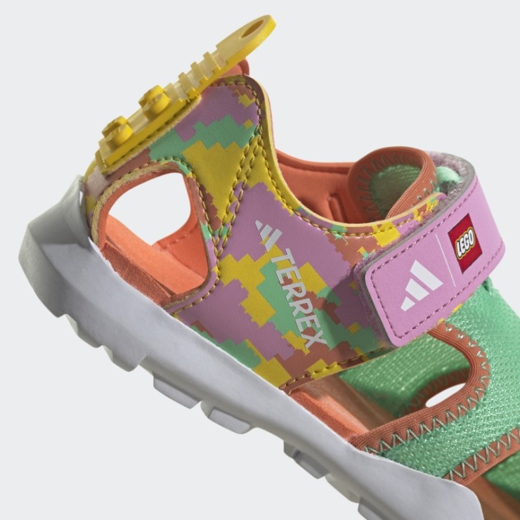 Sandalias Terrex X Lego Captain Toey Con Brillo Verde Adidas