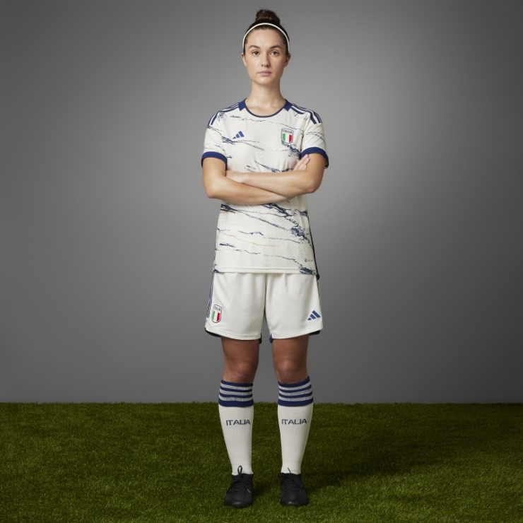 Camiseta Italia 23 Visitante Autentica Adidas Blanca