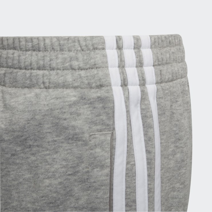 Pantalón Corto Adidas Essentials Blanco Con 3 Rayas