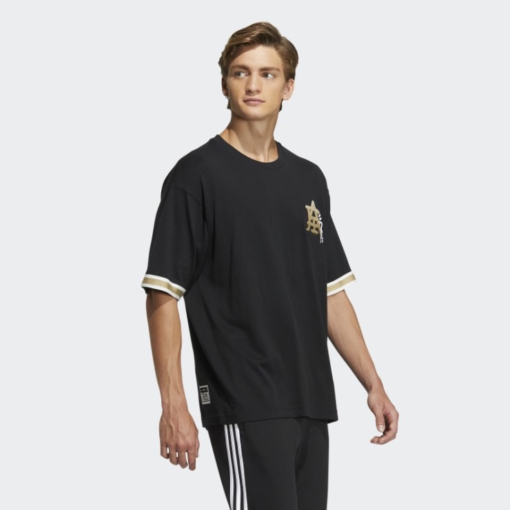 Camiseta Con Logo Colegiado Moderno Adidas Negra