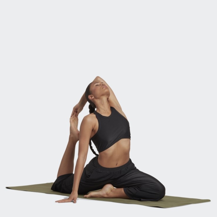 Adidas Yoga Studio Camiseta Sin Mangas De Canalé Envuelto