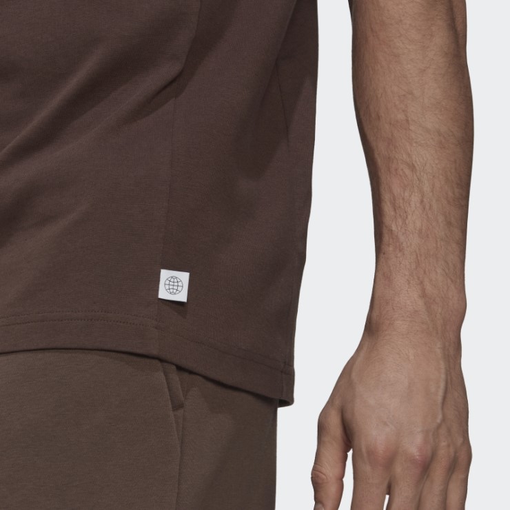 Camiseta Adidas Studio Lounge Marrón