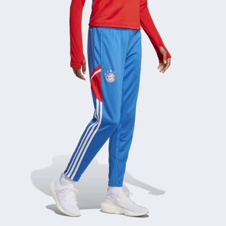 Elegante Pantalón De Chándal De Entrenamiento Adidas Royal Fc Bayern Condivo 22