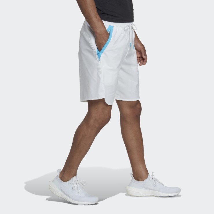Pantalones Cortos Adidas Blancos Diseñados Para El Día Del Juego