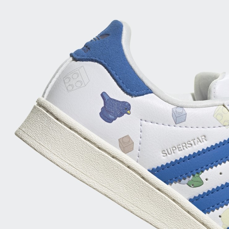 Zapatillas Adidas Superstar X Lego Blancas