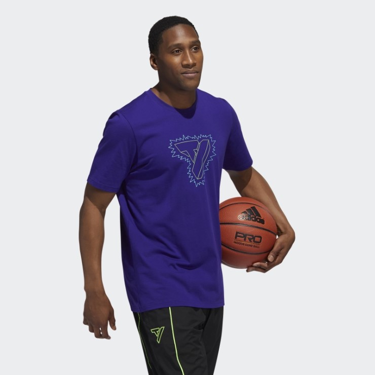 Trae Camiseta Gráfica Adidas Púrpura