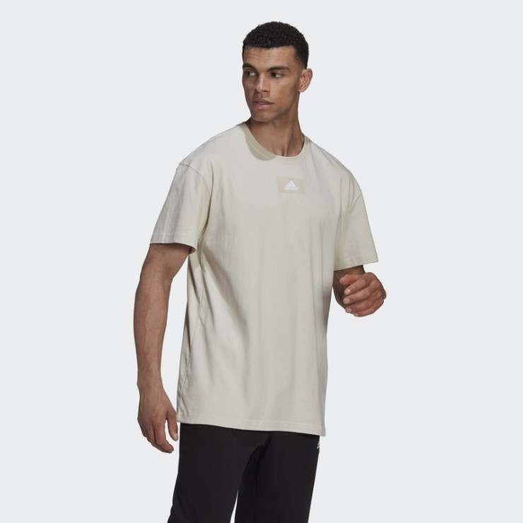 Camiseta Adidas Con Hombros Caídos FeelVivid Aluminium Essentials