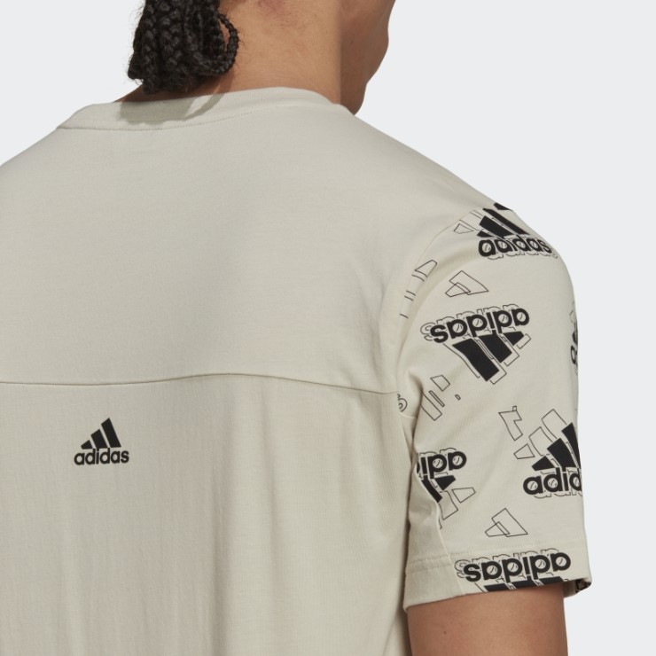 Adidas Camiseta Con Gráficos De Estadio De Aluminio