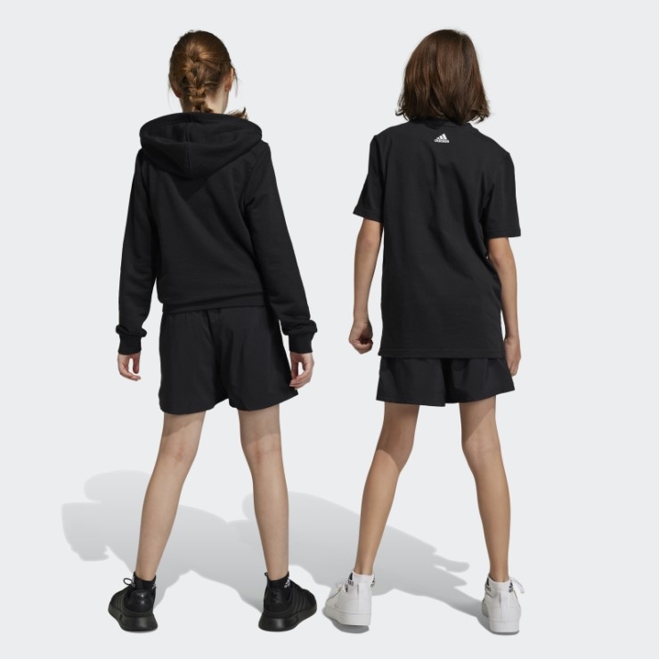 Adidas Essentials Pantalones Cortos Chelsea Con Logo Pequeño En Negro