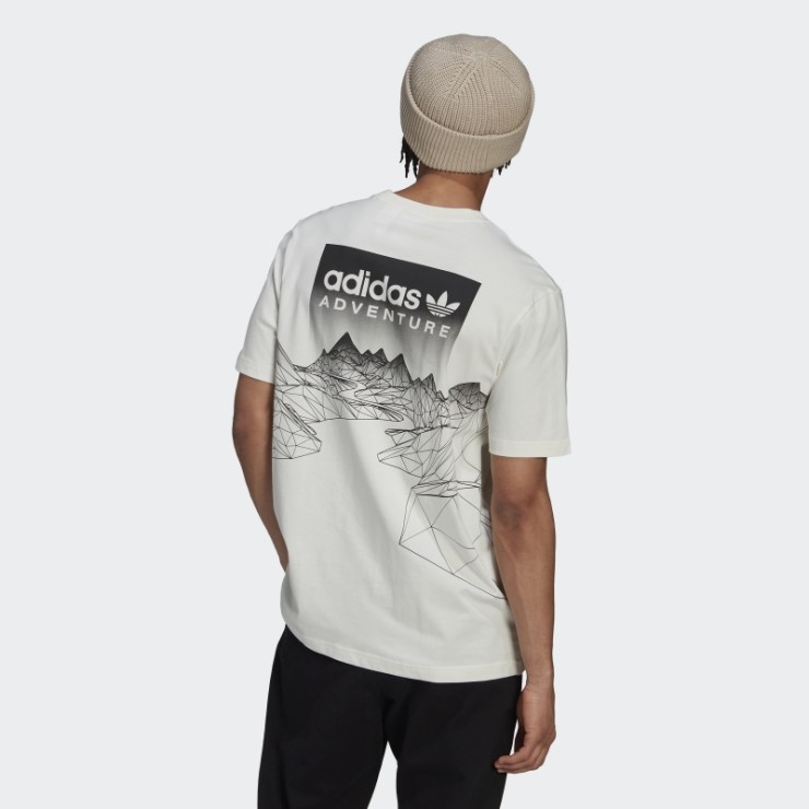 Camiseta Adidas Adventure Mountain Back Blanco Caliente