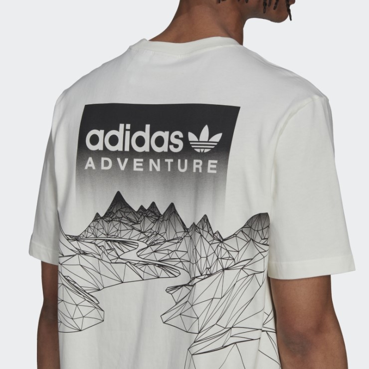Camiseta Adidas Adventure Mountain Back Blanco Caliente