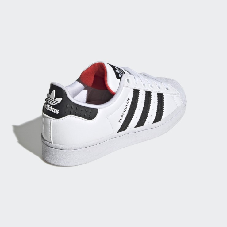 Zapatillas Adidas X Lego Superstar Blancas