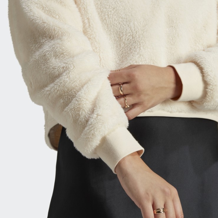 Sudadera Adidas Essentials+ Fluffy Teddy Blanco