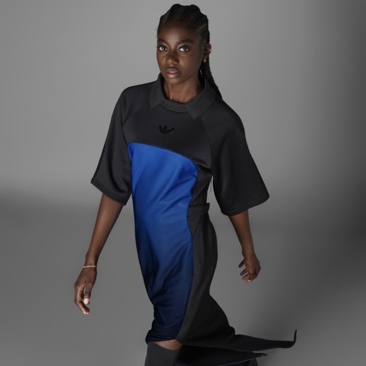 Adidas Versión Azul Vestido Negro