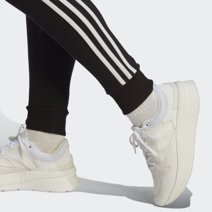 Adidas Pantalones Negros Esenciales De 3 Rayas De Felpa Francesa Con Puños