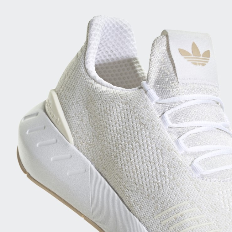 Zapatillas Adidas Swift Run 22 Beige