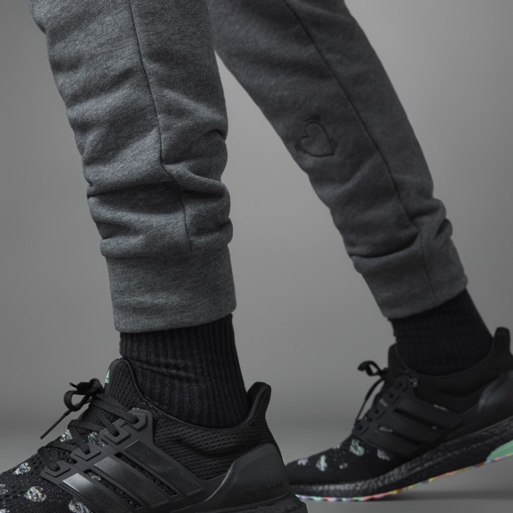 Adidas Pantalón Gris Oscuro Jaspeado Día De San Valentín Moda