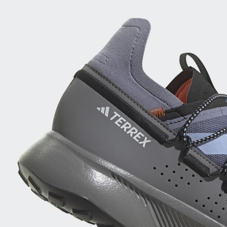 Zapatillas Terrex Voyager 21 Travel Adidas Plata Violeta