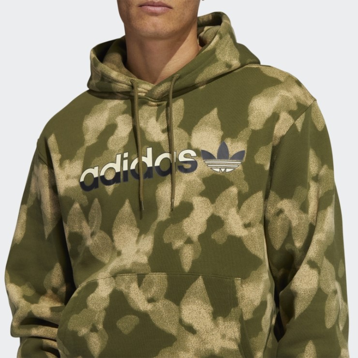 Adidas Sudadera Con Capucha Y Estampado De Hojas De Invierno Verde Oliva