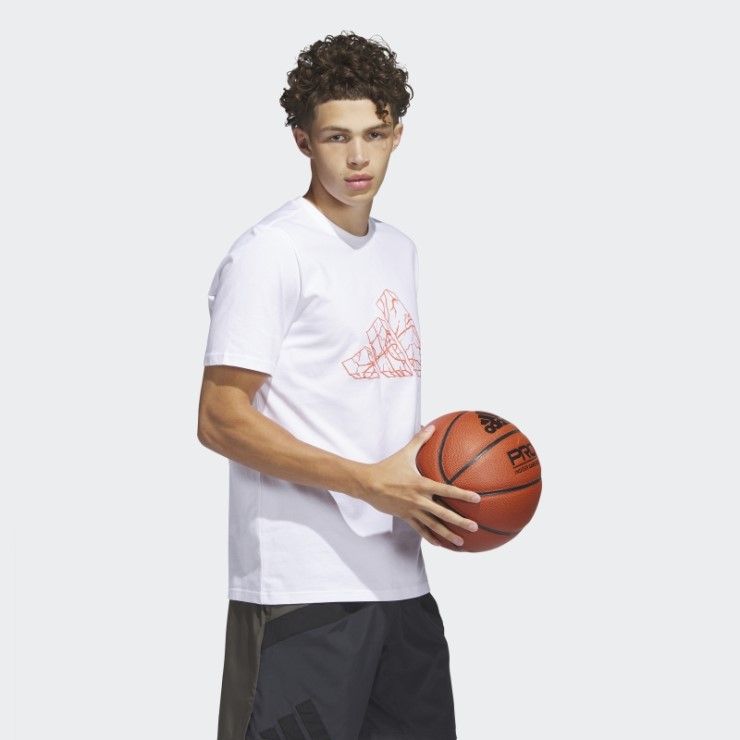 Camiseta Blanca Con Estampado De Baloncesto Pass Rock Adidas