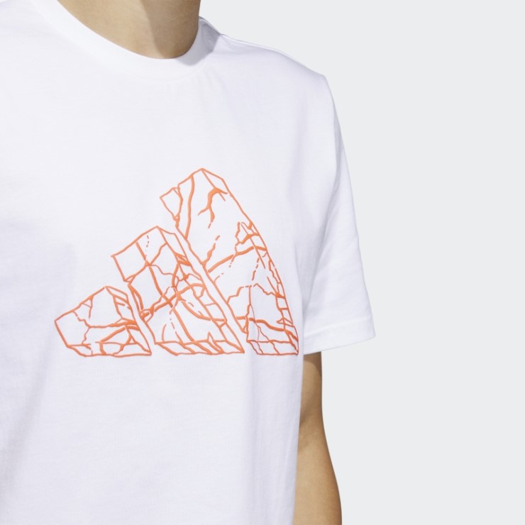 Camiseta Blanca Con Estampado De Baloncesto Pass Rock Adidas