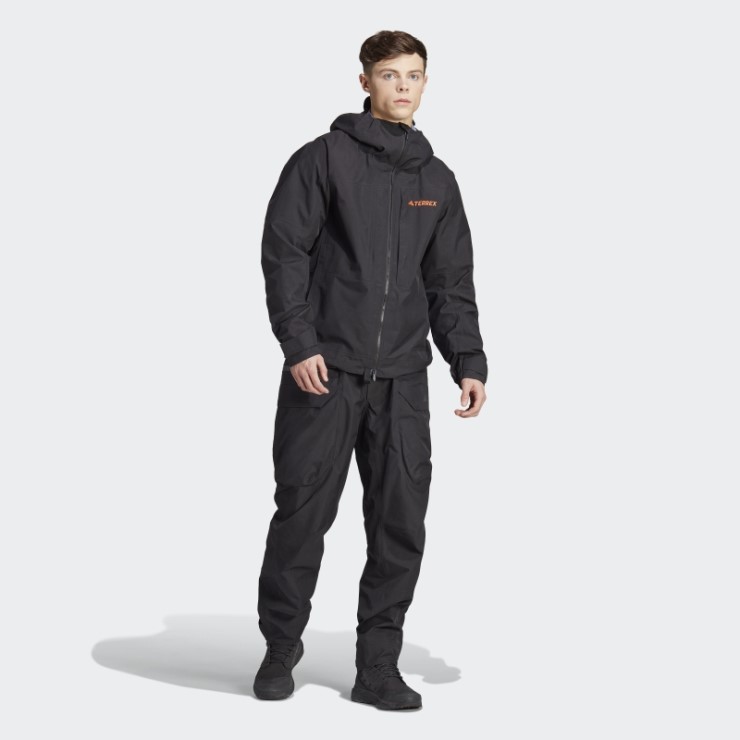 Traje Negro Adidas Xploric Gore-tex
