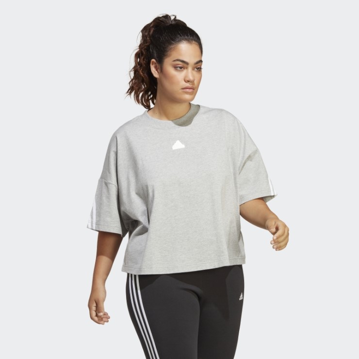 Camiseta De 3 Rayas Con íconos Del Futuro En Gris Medio (talla Grande) Adidas