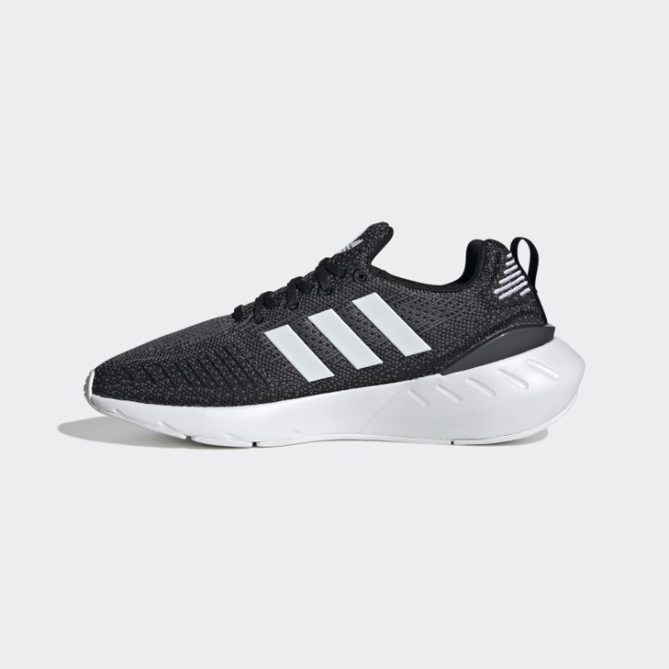 Zapatillas Adidas Negras Swift Run 22