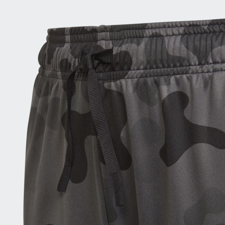 Adidas Negro Diseñado Para Mover Pantalones Cortos De Camuflaje