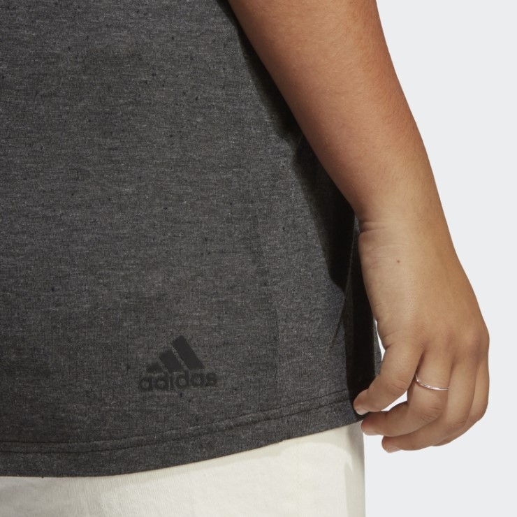 Camiseta Black Melange Adidas Future Icons Winners 3.0 (talla Grande)