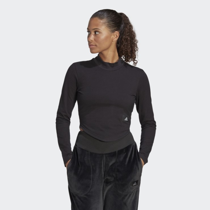 Camiseta Negra Con Cuello Alto Adidas