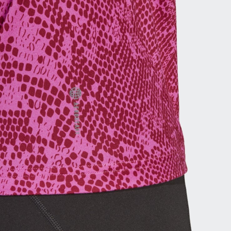 Adidas Camiseta Con Estampado De Iconos De Tren Fucsia