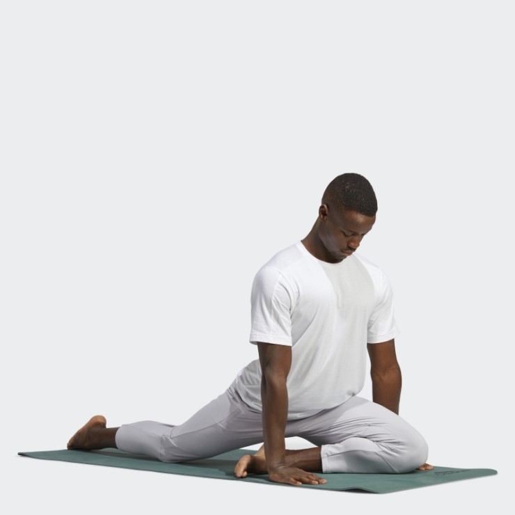 Gris Claro Jaspeado Diseñado Para Entrenar Yoga 7/8 Pantalones De Entrenamiento Adidas