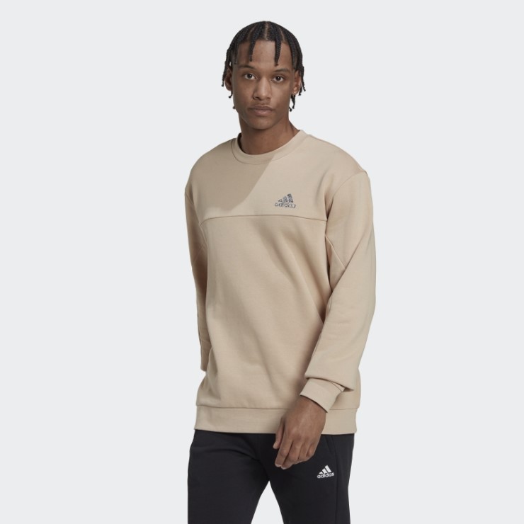 Sudadera De Forro Polar Con Escudo Deportivo De Adidas Beige