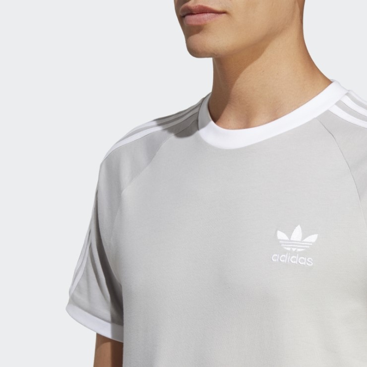 Camiseta Adidas Adicolor Classics 3 Rayas Gris